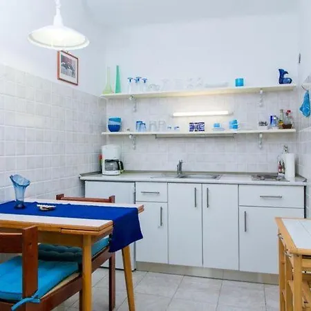Апартаменты Plavi Zal - One Bedroom With Two Terraces Дубровник