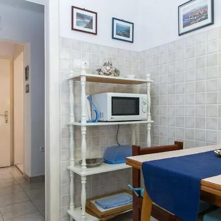 Апартаменты Plavi Zal - One Bedroom With Two Terraces Дубровник